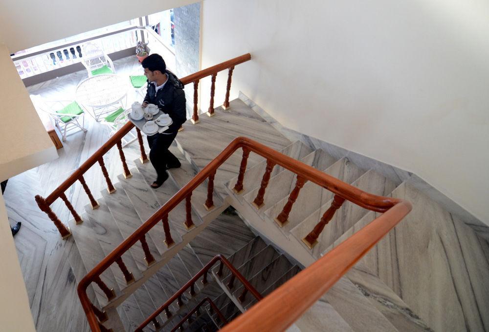 Hotel Asia Pokhara Dış mekan fotoğraf