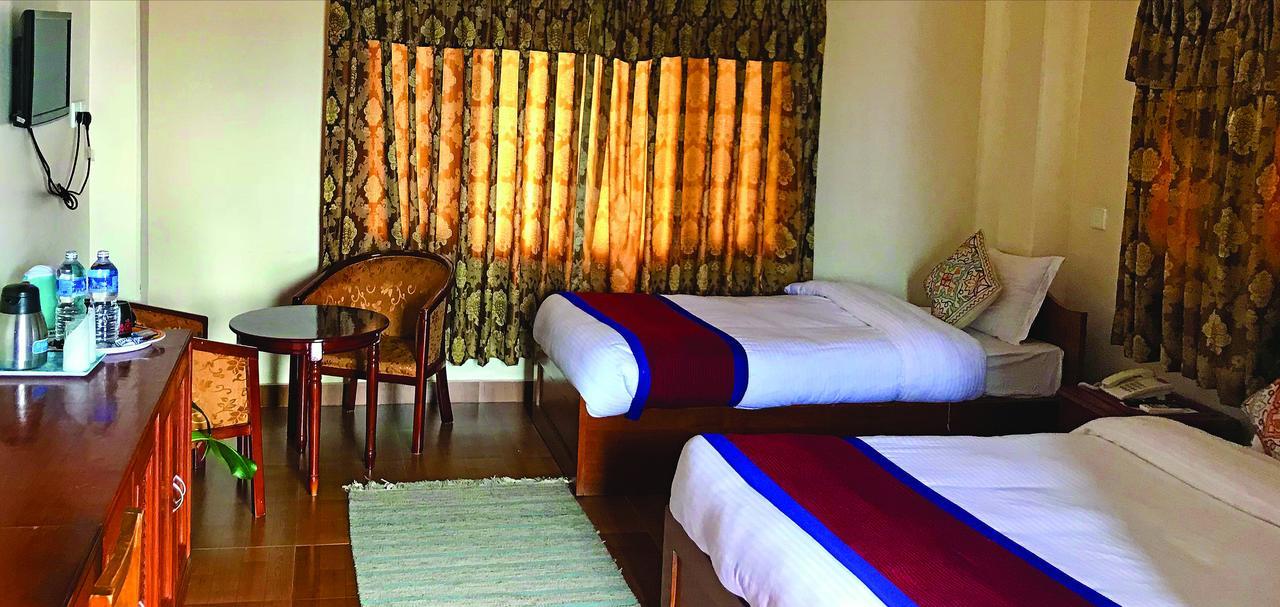 Hotel Asia Pokhara Dış mekan fotoğraf